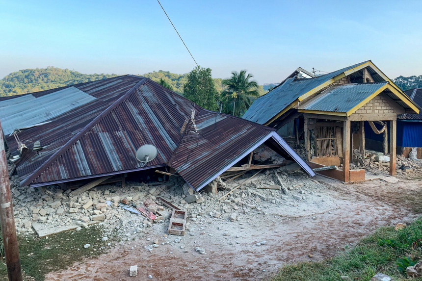 Silne trzęsienie ziemi w Indonezji. Wydano ostrzeżenie przed tsunami